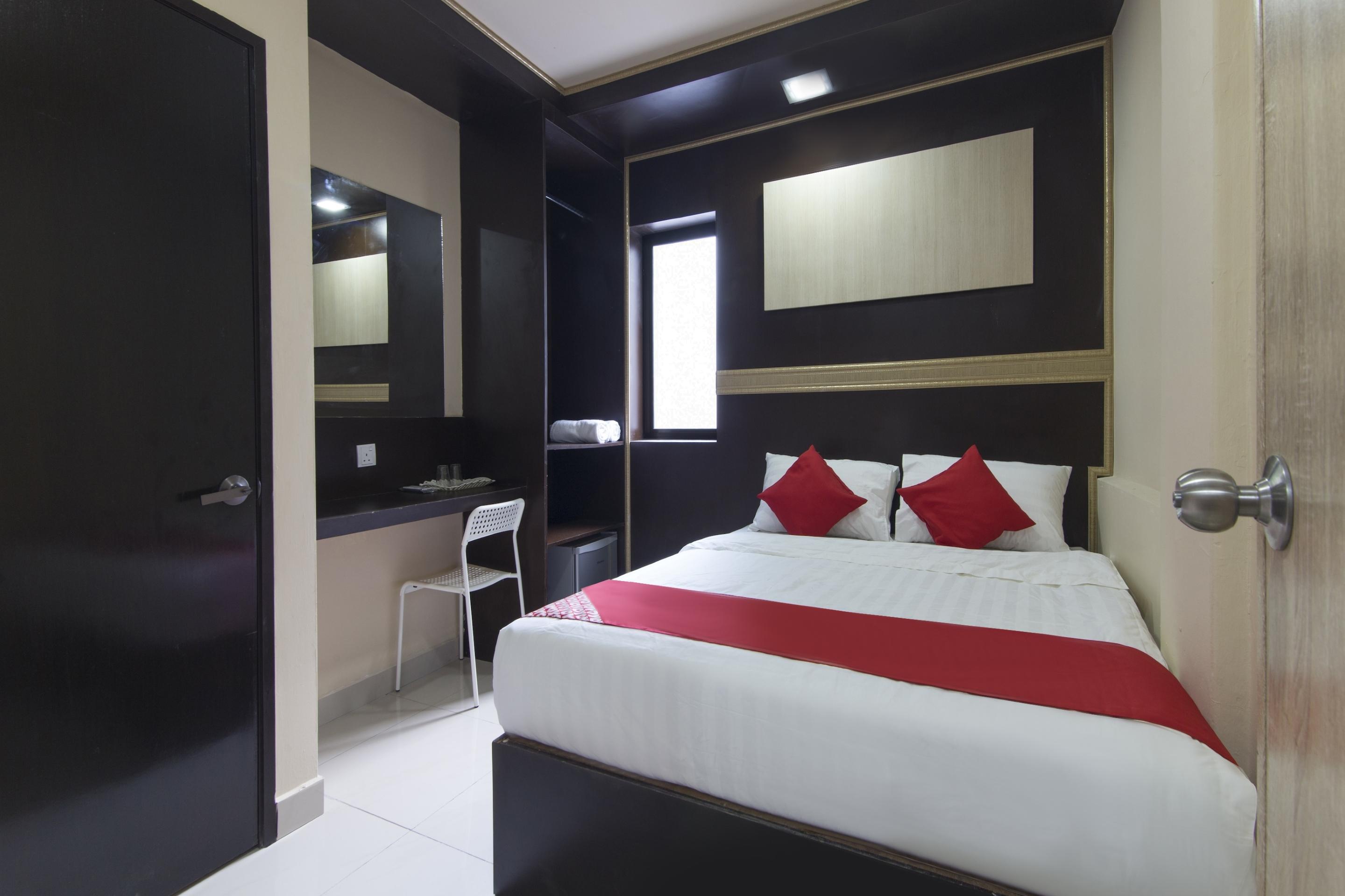 Oyo 697 Niche Valley Hotel Kuala Lumpur Exterior foto