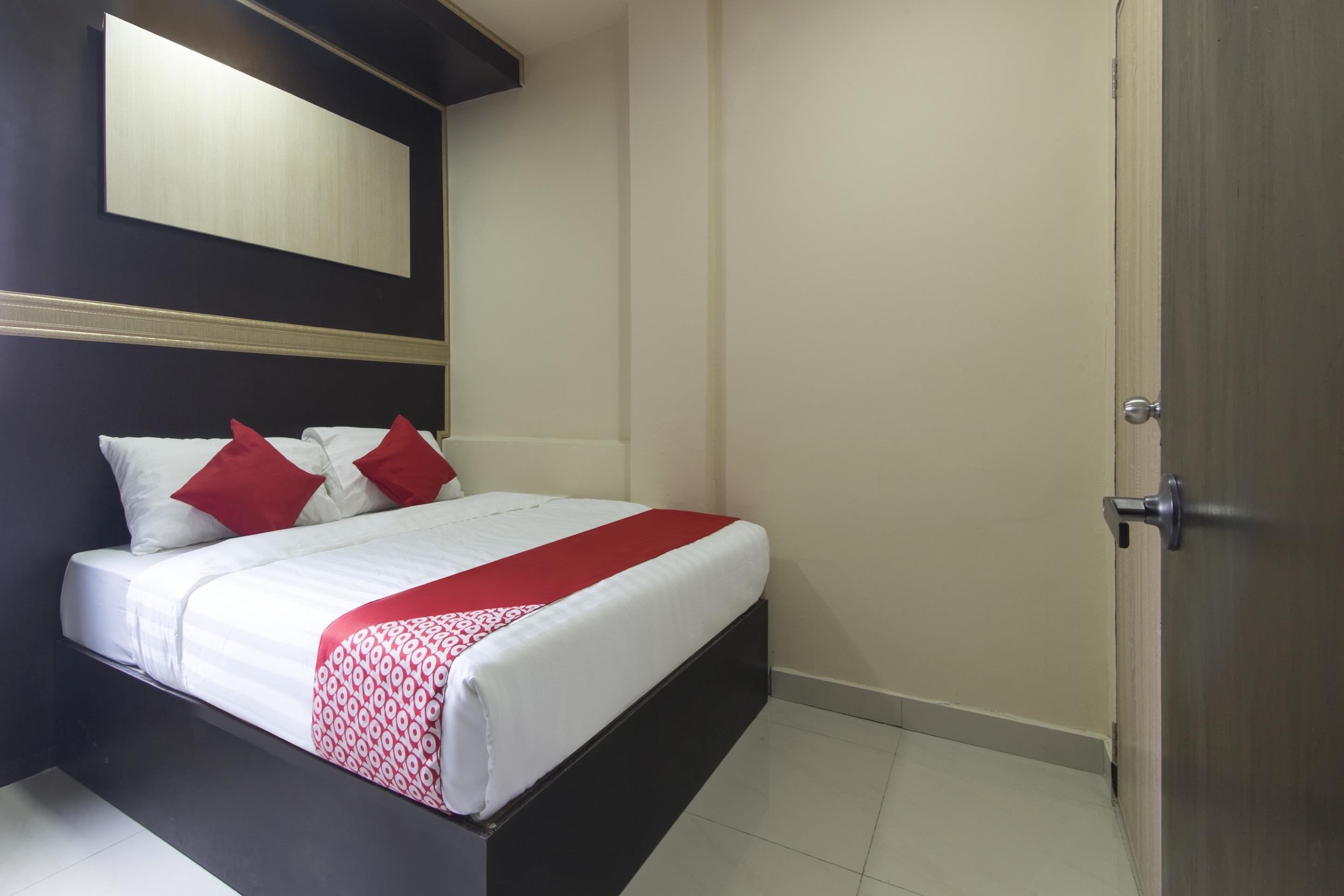 Oyo 697 Niche Valley Hotel Kuala Lumpur Exterior foto