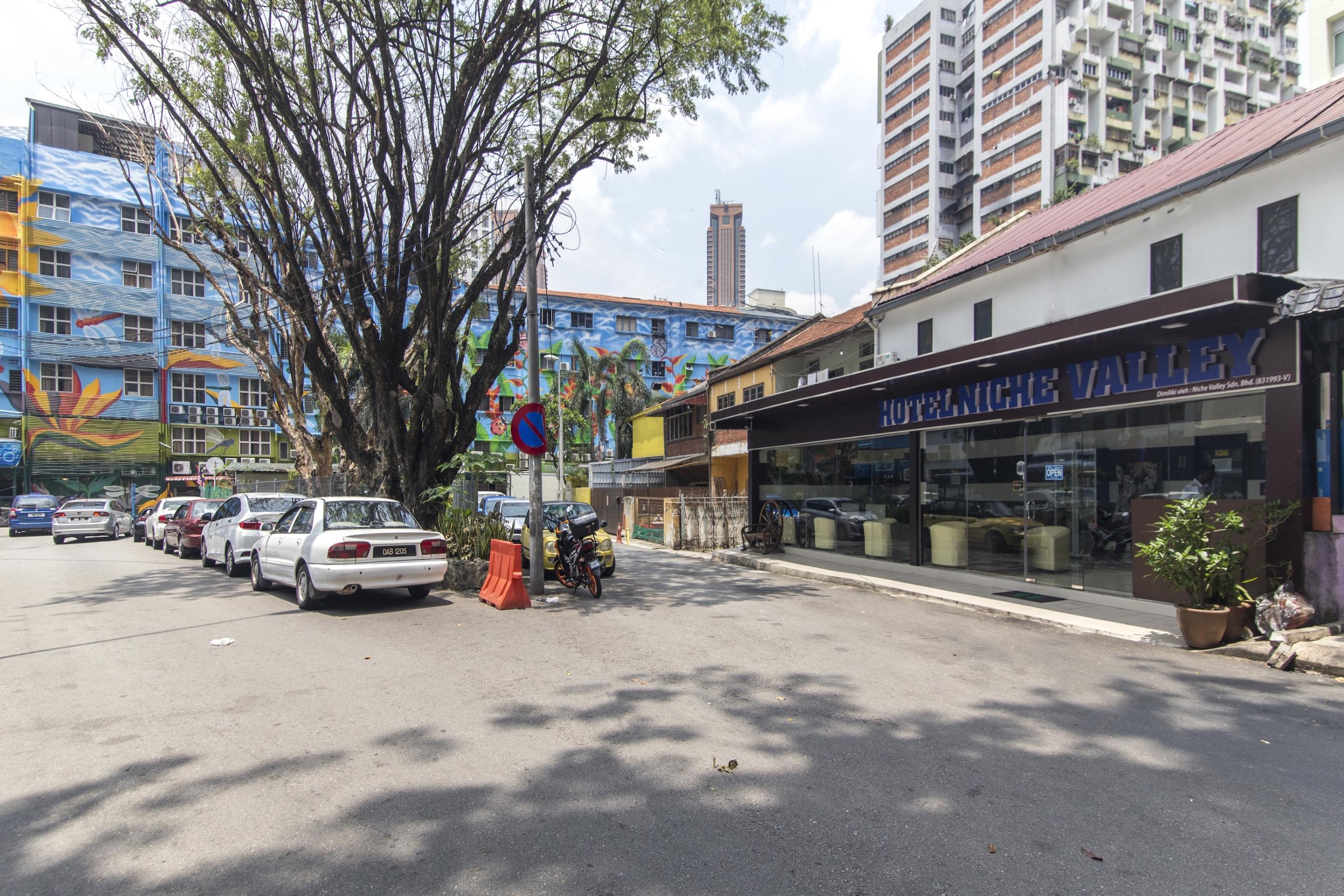 Oyo 697 Niche Valley Hotel Kuala Lumpur Exterior foto